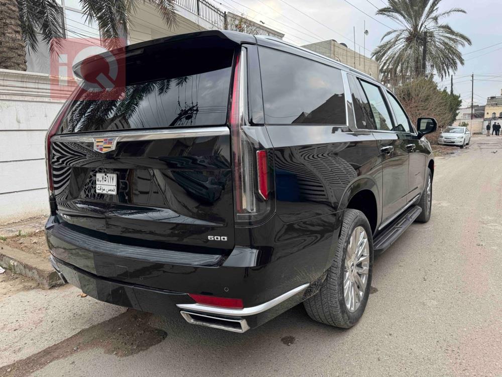 Cadillac Escalade